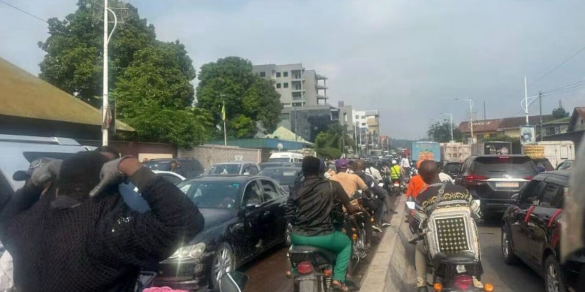 Kinshasa : stationnement interdit autour des écoles de l’avenue Colonel Monjiba