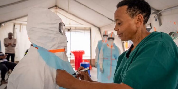 Ebola : la RDC se rapproche du cap des 7000 cas