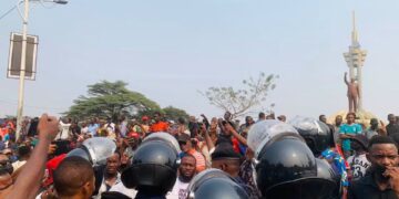 Marche de la C64 à Kinshasa : une mobilisation stoppée avant le Palais du peuple