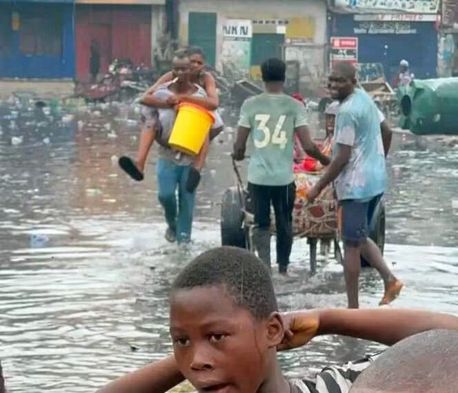 Kinshasa sous les eaux : de Limete à Mombele, le spectre des inondations ressurgit