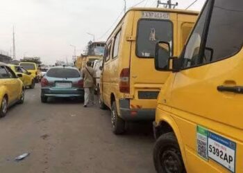Kinshasa : le gouvernement veut mettre fin aux hausses abusives des tarifs de transport
