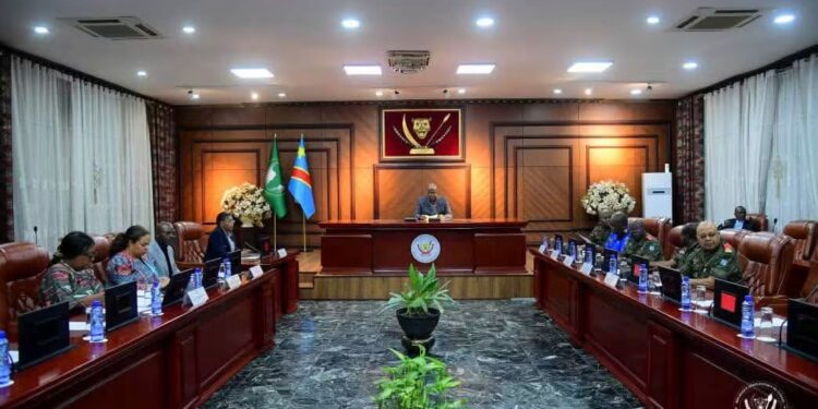 RDC : Félix Tshisekedi réunit le Conseil supérieur de la défense sur fond de tensions sécuritaires