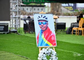 Miguel Masaïsaï : le dernier hommage à un cycliste qui pédalait pour la paix