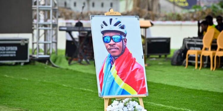 Miguel Masaïsaï : le dernier hommage à un cycliste qui pédalait pour la paix