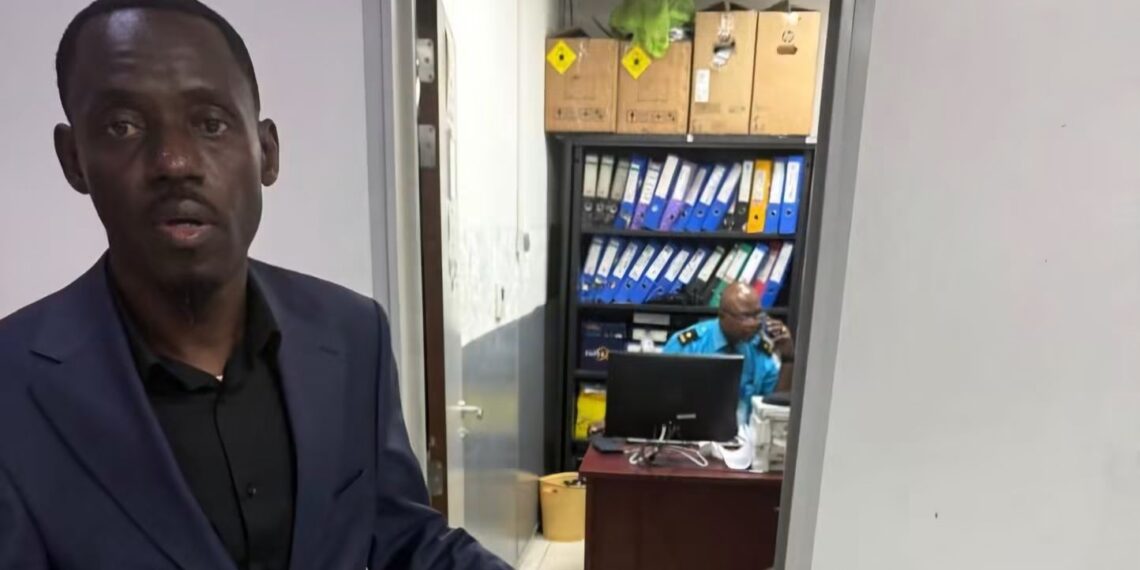 RDC : Prince Epenge placé sous mandat d’arrêt provisoire, l’opposition réclame sa libération