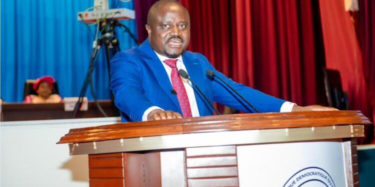 Agriculture : Muhindo Nzangi sous pression, Hermione Bolumbe brandit la motion de défiance